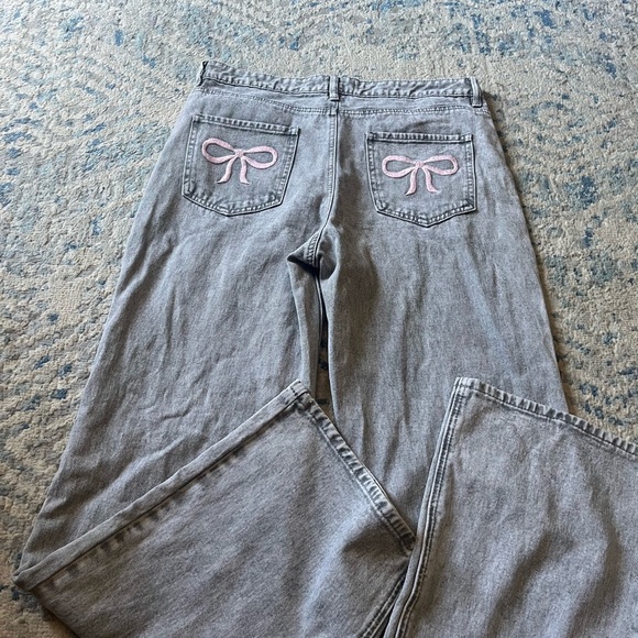 Ashley Manson bow pocket wide leg jeans gray size 7/28 - Picture 4 of 5
